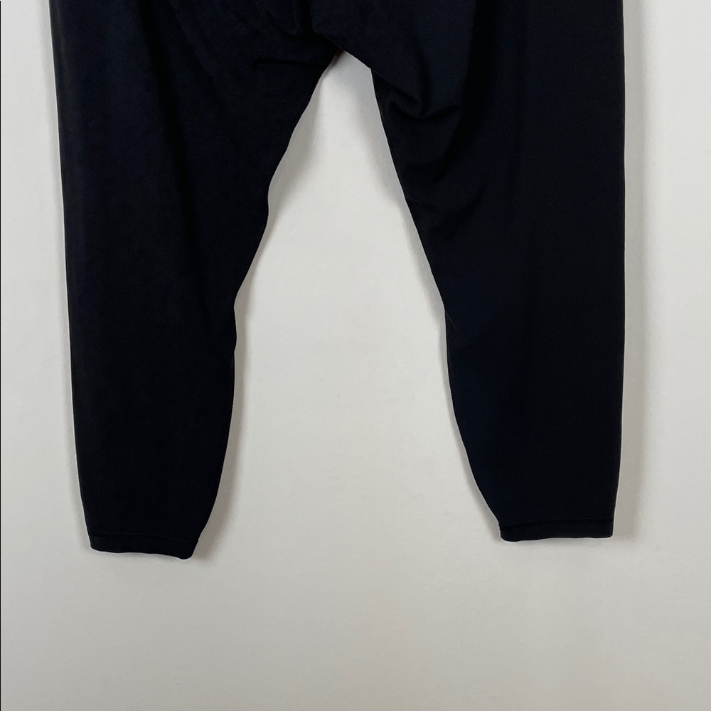 Lululemon Pilates Athleisure Women's 18 Stretch Active Yoga Black Legging Pants - Picture 5 of 8